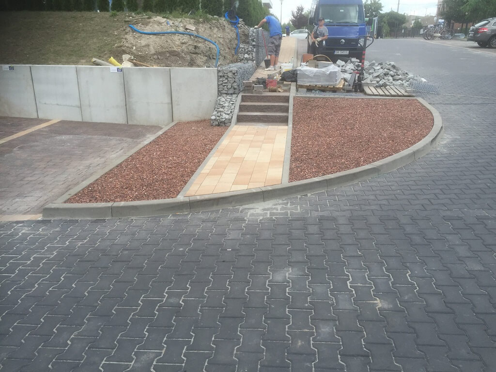 fundament pod mur oporowy